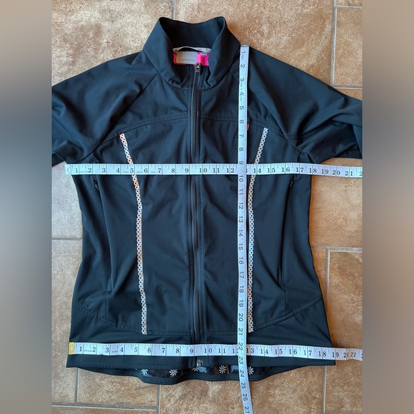 Athleta Queen of the Mountain Black Jacket Small - Picture 12 of 14